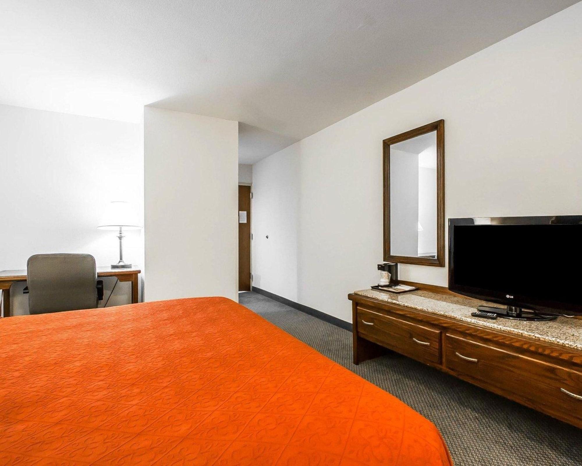 Quality Inn & Suites North Springfield Luaran gambar