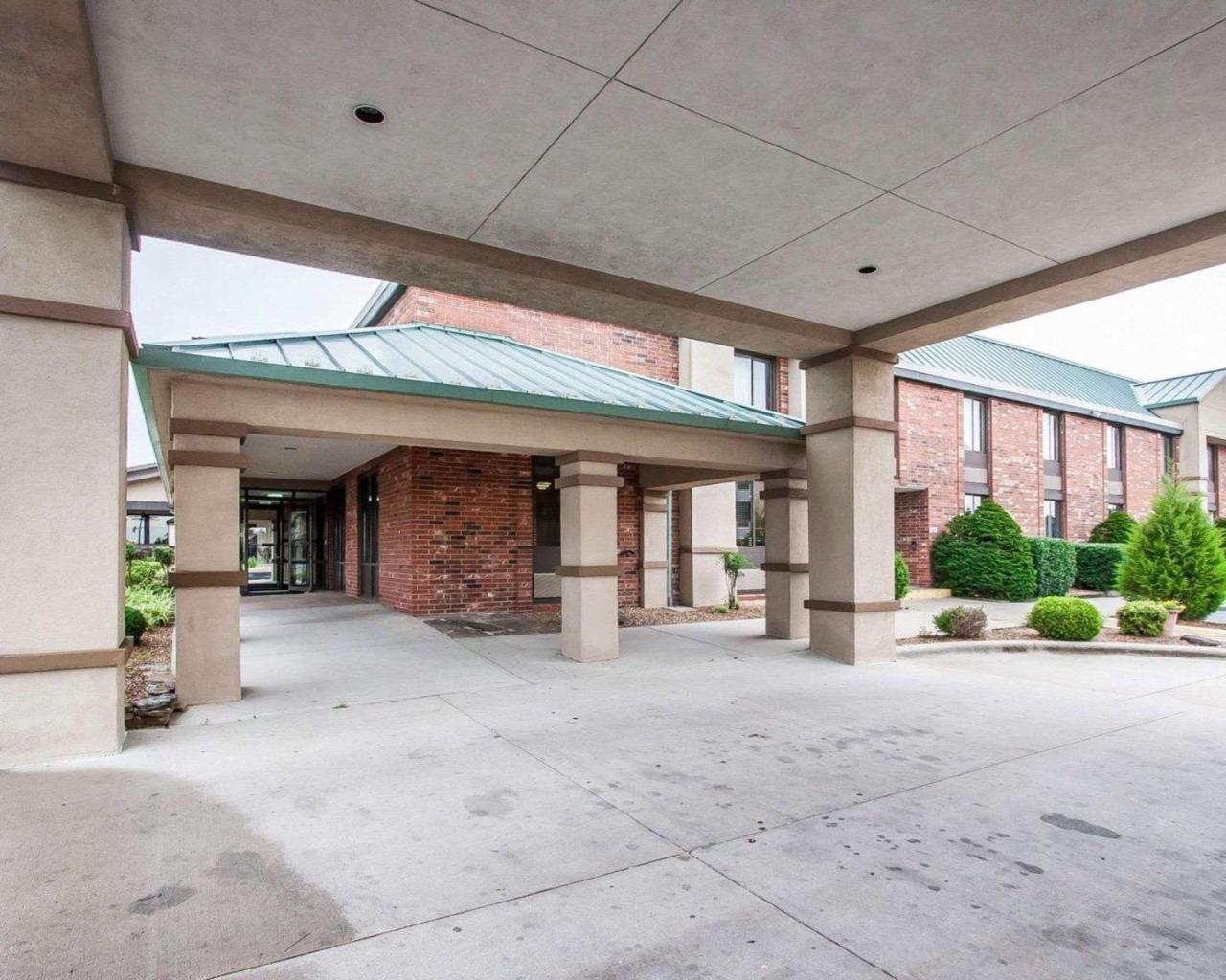 Quality Inn & Suites North Springfield Luaran gambar